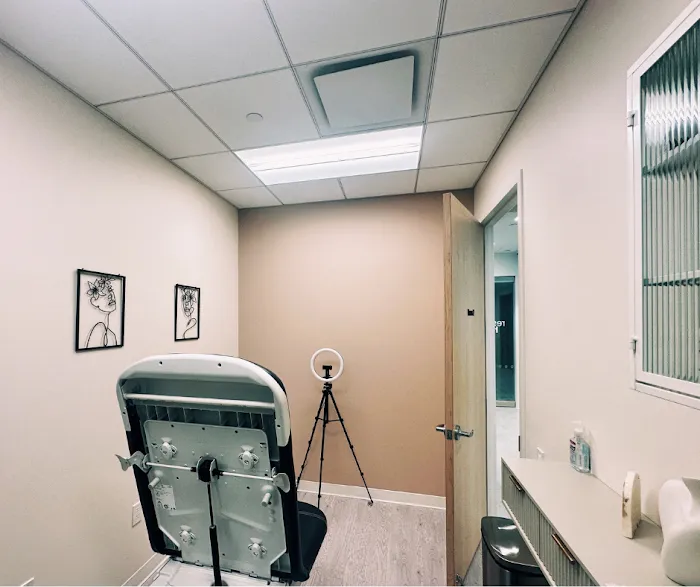 Kari Lowe, RN Picture 3