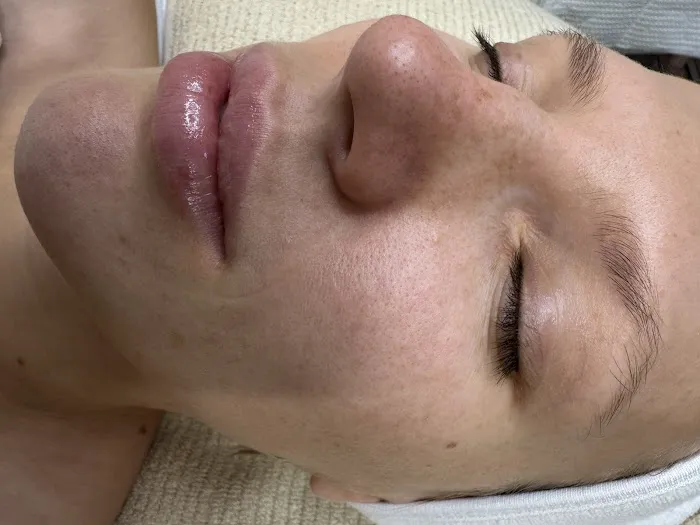 MADALINA SKIN CARE Picture 4