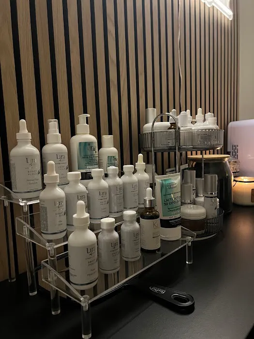 Shades Skin Studio Picture 9