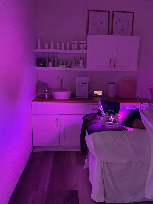 Mila Glow Skincare, LLC Picture 2