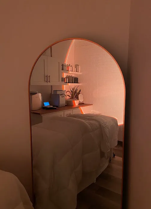 Mila Glow Skincare, LLC Picture 1