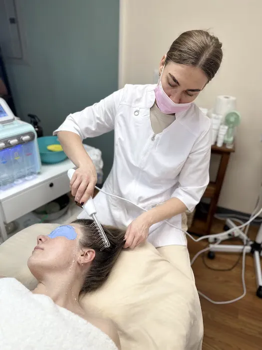 BananaBeautyNYC Picture 7