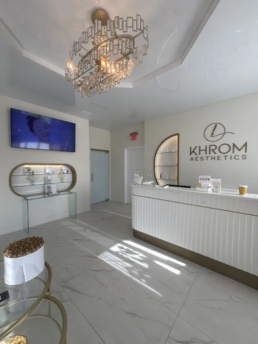 KHROM AESTHETICS Picture 2