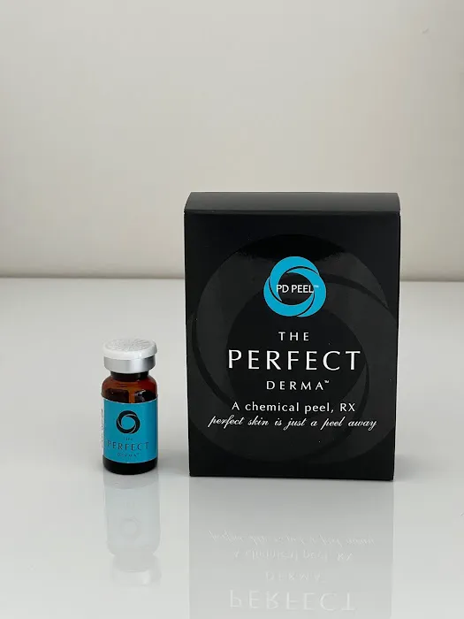 Acne Clinic NYC: hormonal, comedonal, inflamed, teen, PCOS acne Picture 2