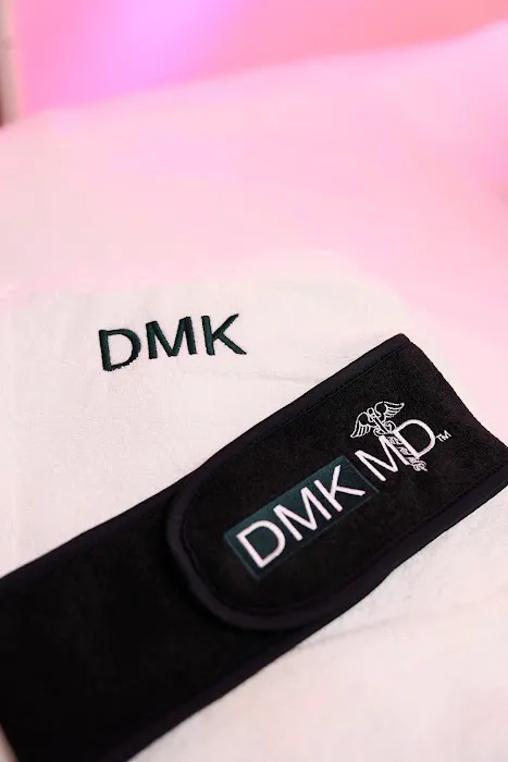 Acne Clinic NYC: hormonal, comedonal, inflamed, teen, PCOS acne Picture 8