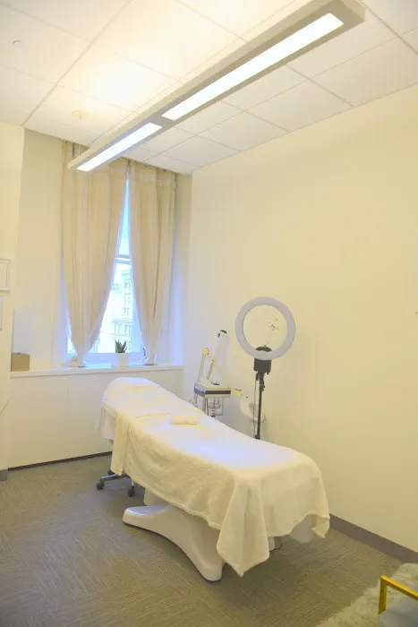 Glamor Skin Picture 1