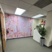 Delphia’s Beauty Bar ico