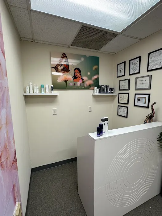 Delphia’s Beauty Bar Picture 3
