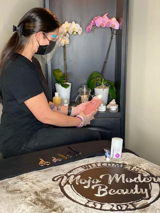 Mojo Modern Beauty Picture 3