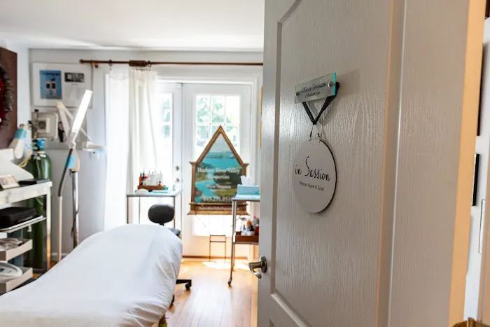 Maria Ferguson Aesthetician Picture 8