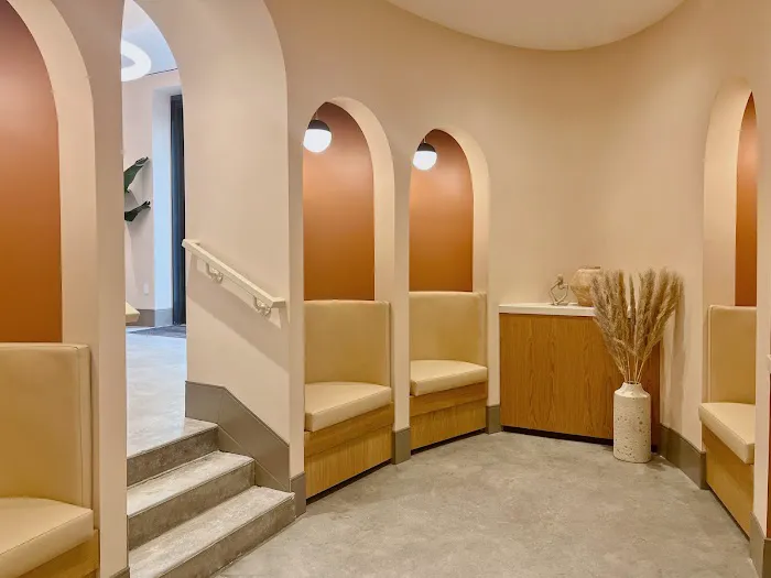 Peachy Brooklyn Heights Picture 3