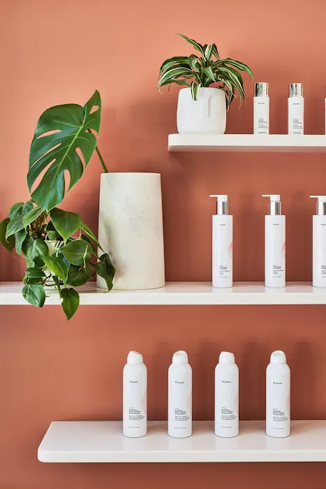 Peachy Manhattan West Picture 7