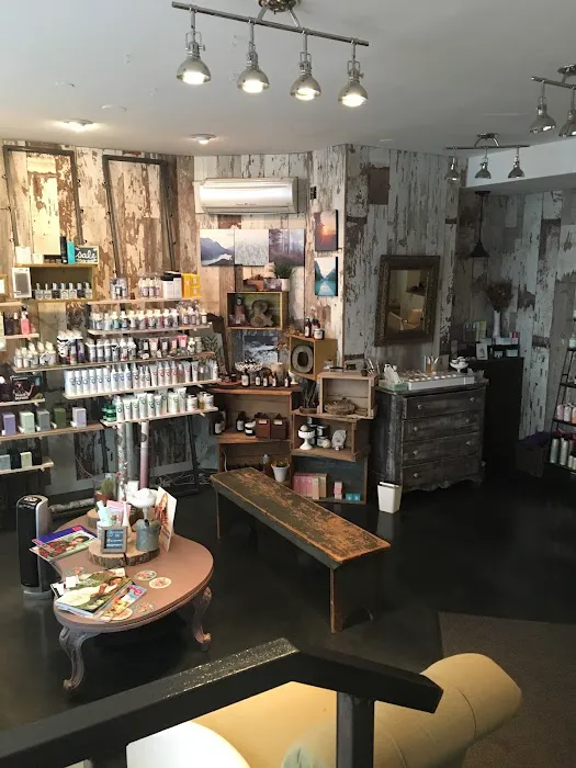 Samantha Roberts Picture 7