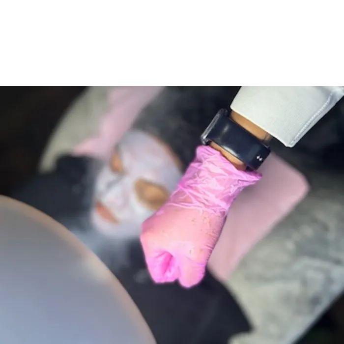 Queen Waxing and Skin Picture 3