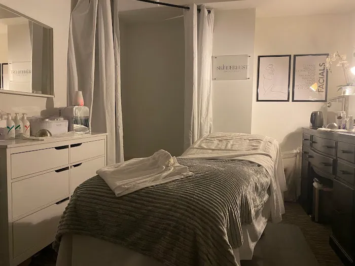 Skinderlust Picture 3