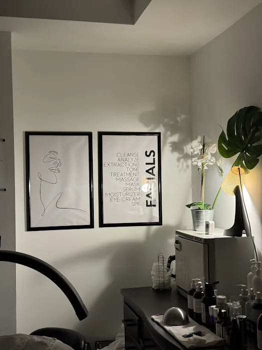 Skinderlust Picture 7