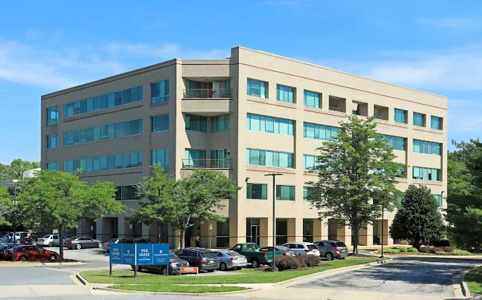 Lo Nicely Skin & Beauty Picture 3