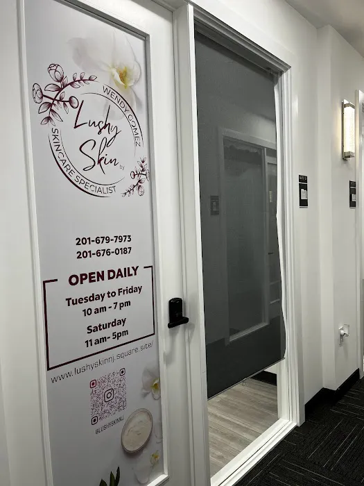 Lushy Skin Picture 2