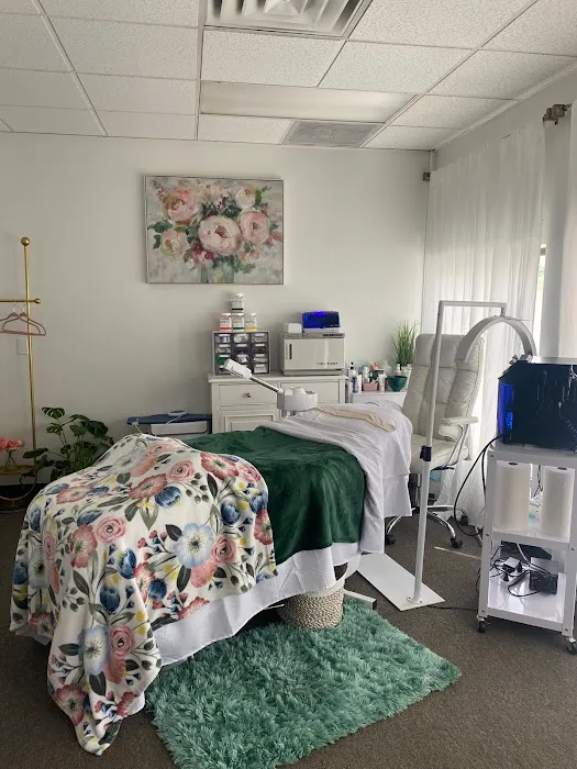 Rain Rose Aesthetics Picture 3