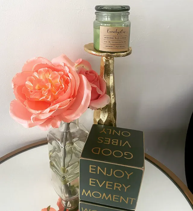 Rain Rose Aesthetics Picture 4