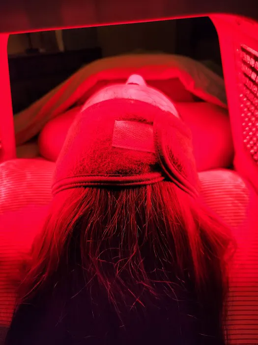 Knead to Glow Women's Skincare and Massage Studio Picture 4