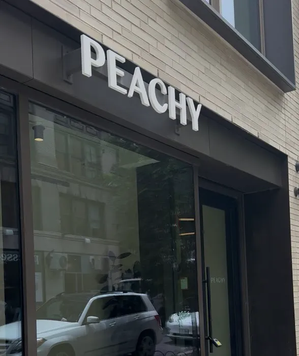 Peachy NoHo Picture 5