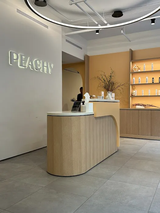 Peachy NoHo Picture 8