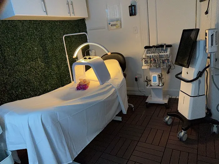 BBE AESTHETICS Picture 2