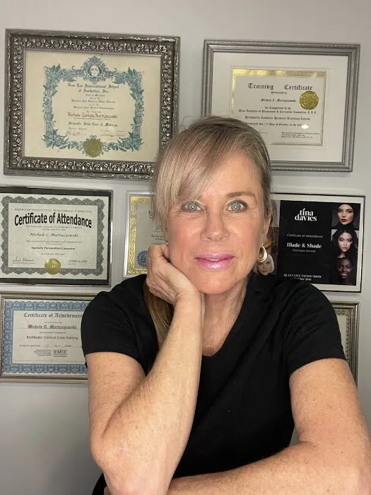 Glow Skin Club Picture 2