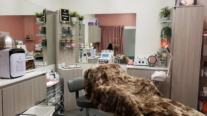 NAVASHALOM SKIN STUDIO Picture 1