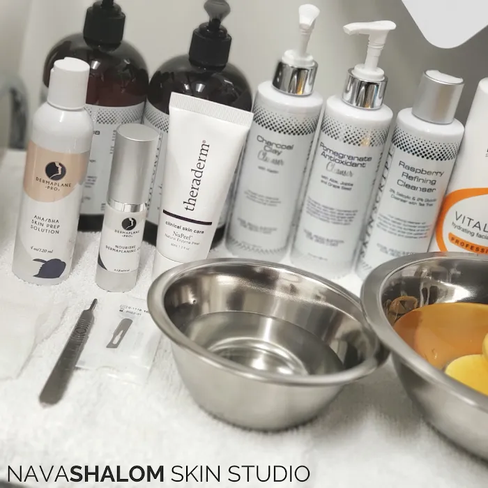 NAVASHALOM SKIN STUDIO Picture 10