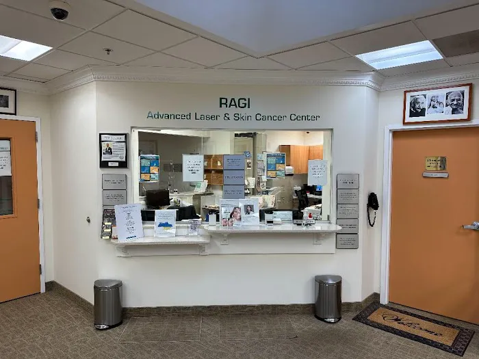 Advanced Laser & Skin Cancer Center Picture 2