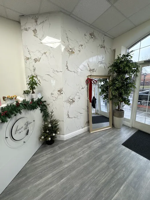 Luxe Skin by Lex Picture 3