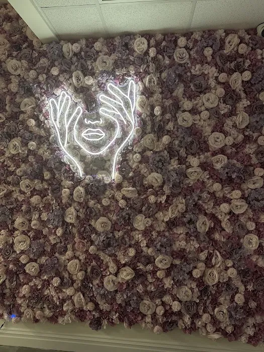 Luxe Skin by Lex Picture 7