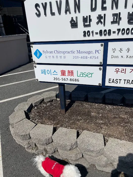 THE FACE Laser Clinic Picture 6