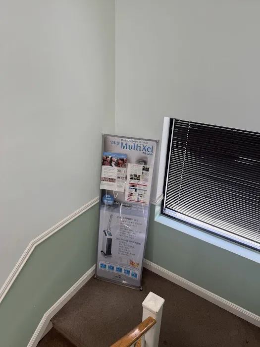 THE FACE Laser Clinic Picture 9