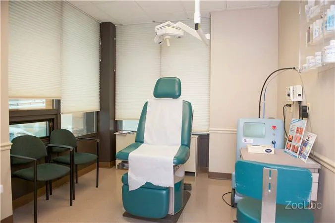 Cosmetic Skin and Surgery Center Picture 10