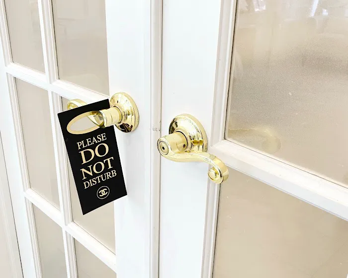 ELEGANCE European Skincare Picture 9