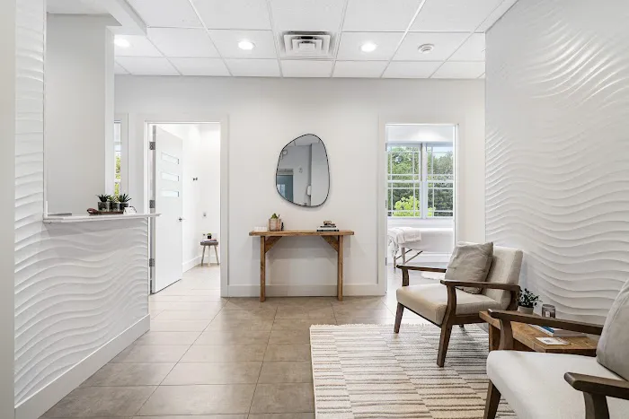 Treat Skin Care by Amber Picture 3