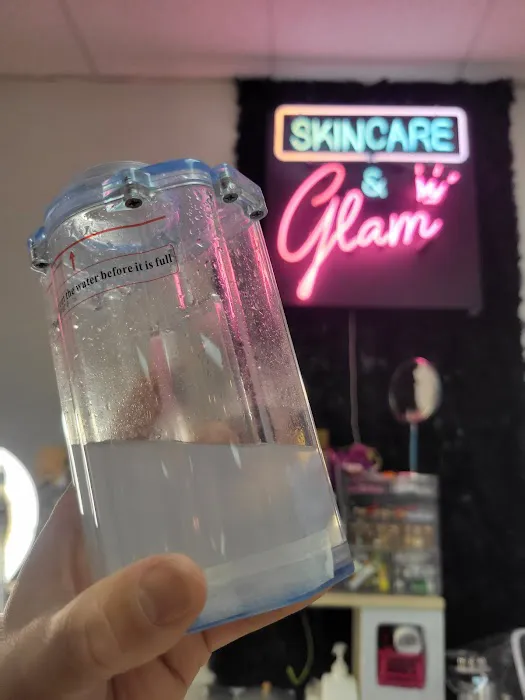 SKINCARE & GLAM Picture 9