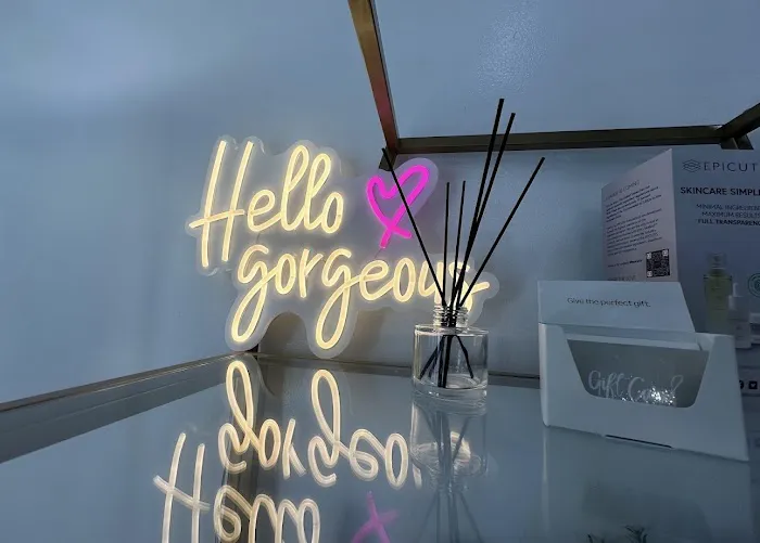 HOUS OF ESTHETICS Picture 1