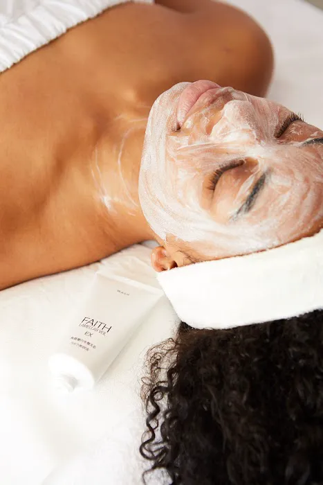 Claudia Colombo SkinCare & Wellness Picture 9