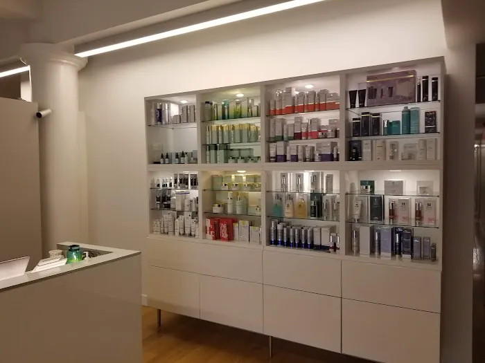 UnionDerm - Union Square Picture 10