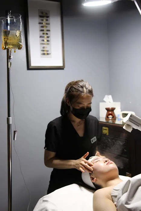 LING Spa Union Square Picture 4