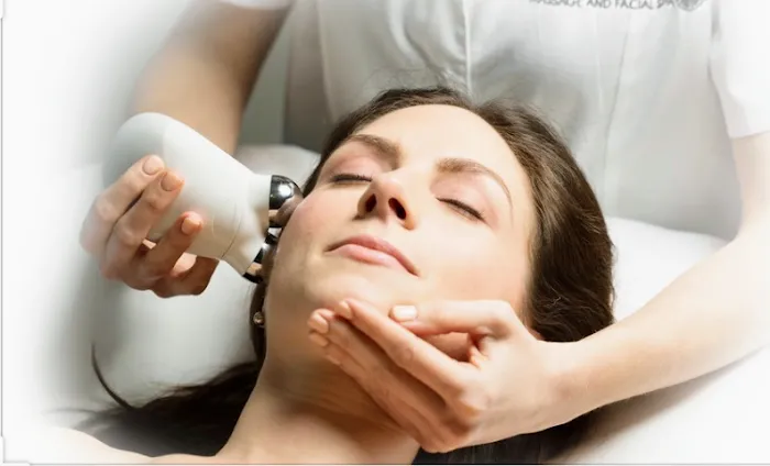 Astute Aesthetics Picture 2