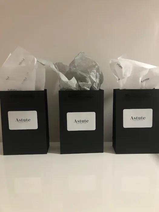 Astute Aesthetics Picture 4