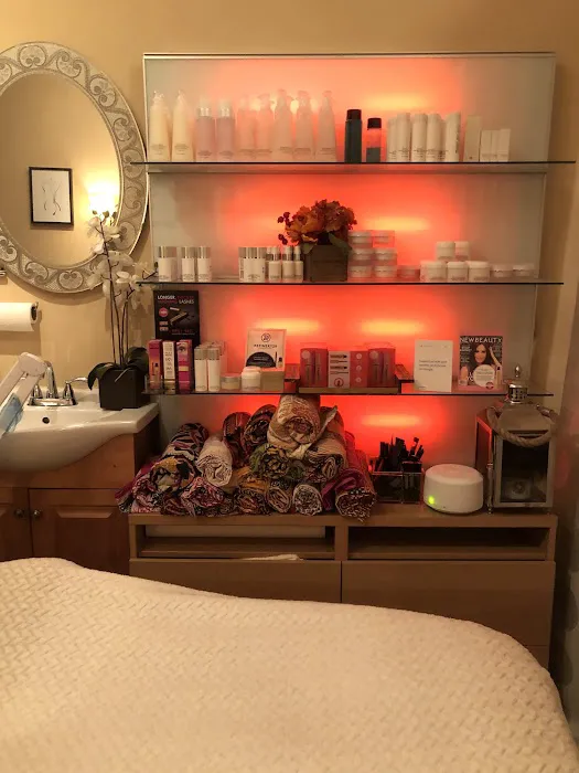 Leah's Skin Care Picture 6