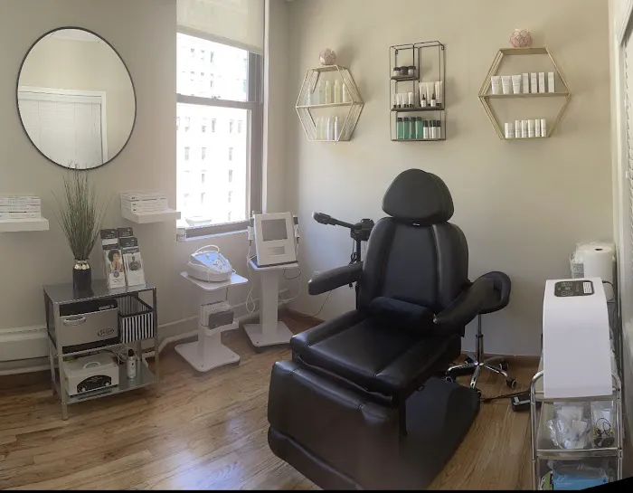 Beauty In Me Esthetics LLC Picture 1