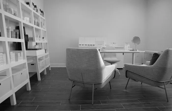 S.ESTHETICS Picture 3