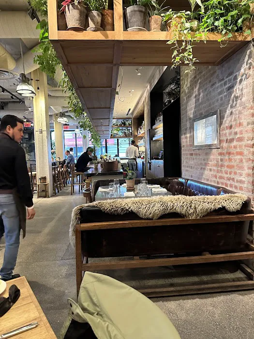 Alan Glass Picture 2